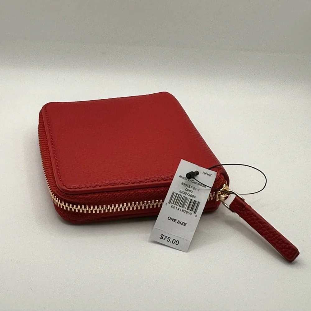 Banana Republic Women’s Red Vegan Leather Wallet with Zipper NWT - Picture 3 of 6
